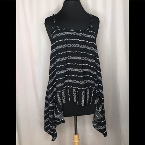143 Story by Line Up Ruffle Shark Bite Tank Top S - Picture 1 of 7